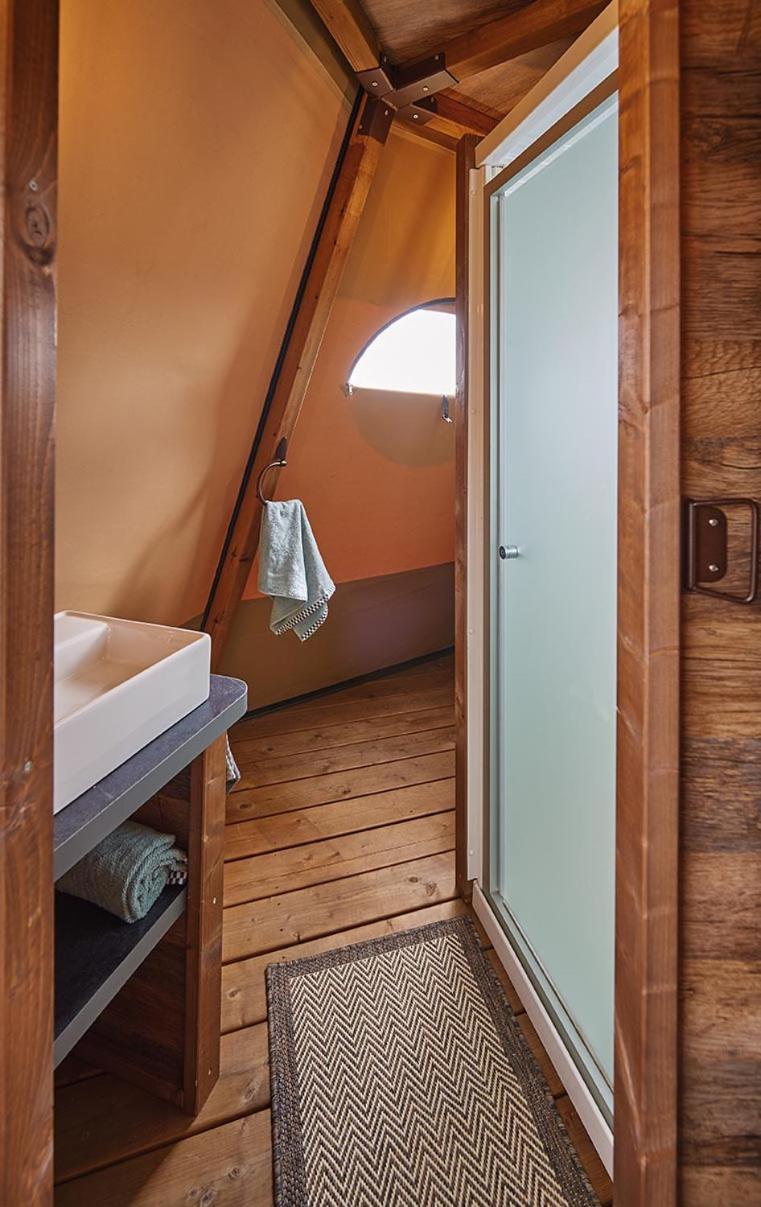 Luxury tent Tipi, L'indienne
