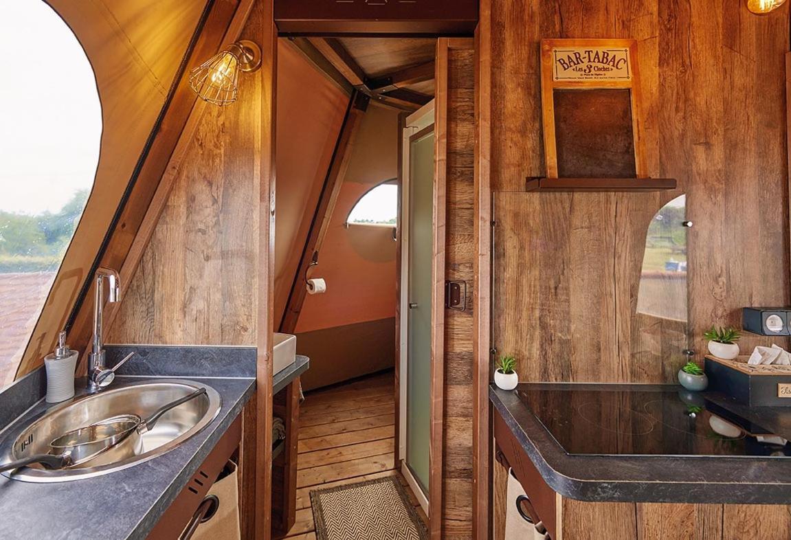 Luxury tent Tipi, L'indienne Arc-et-Senans